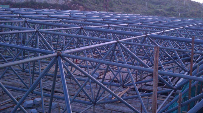 大安概述网架加工中对钢材的质量的过细恳求